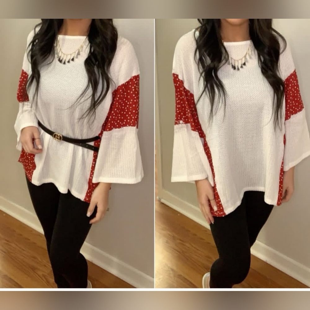 Whiskey Kiss Red & White 3/4 Bell Sleeve Blouse NWT Medium